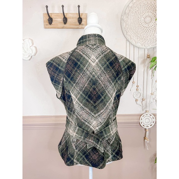Cabi All Tied Up Plaid Wool Belted Mock Collar Vest  EUC Sz Medium - Picture 4 of 7